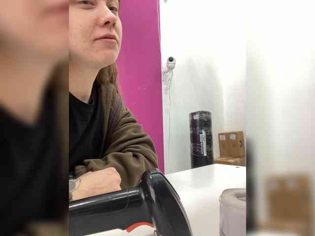 -SweetCouple-1 webcam