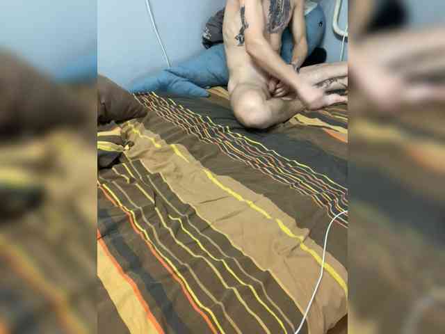 -SweetCouple-1 webcam