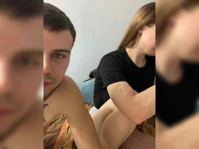 -SweetCouple-1 webcam