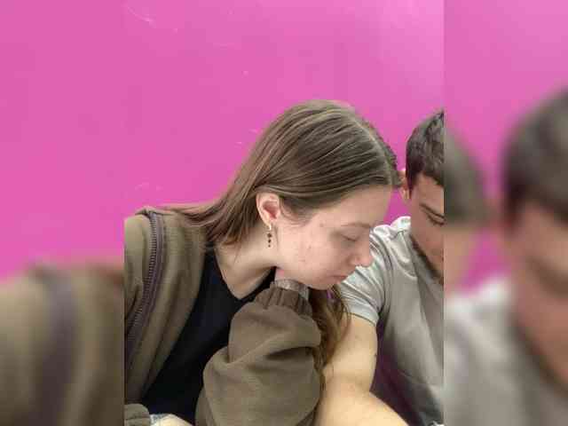 -SweetCouple-1 webcam