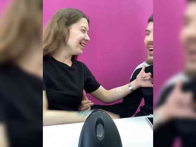 -SweetCouple-1 webcam