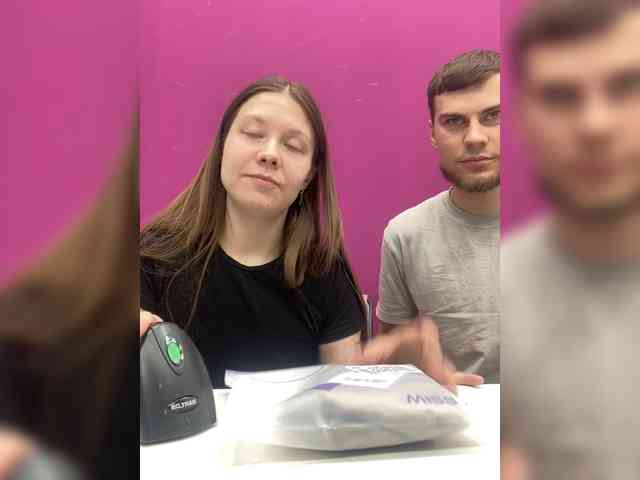 -SweetCouple-1 webcam