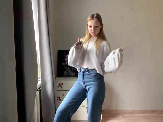 PinkPetal Live Webcam on BongaCams