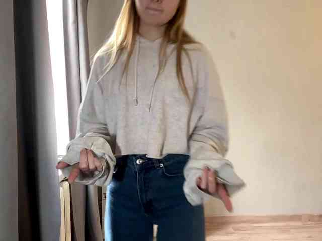 PinkPetal Live Webcam on BongaCams