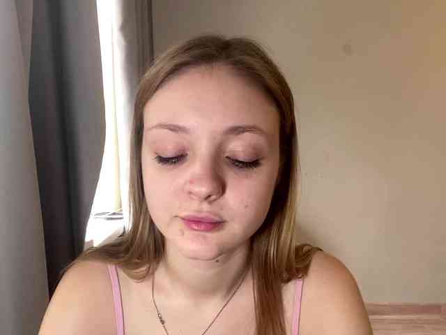 PinkPetal Live Webcam on BongaCams