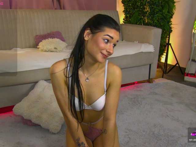 Sex chat gratuit in direct cu DarcieHaven pe BongaCams