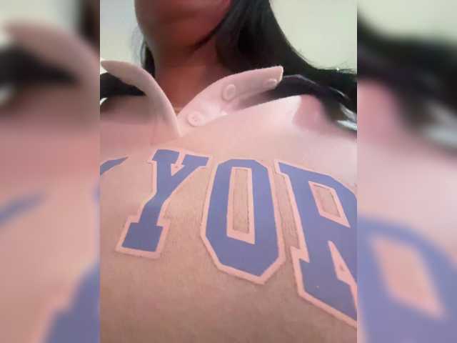 IrisGrant's BongaCams show and profile