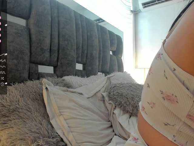 IrisGrant's BongaCams show and profile