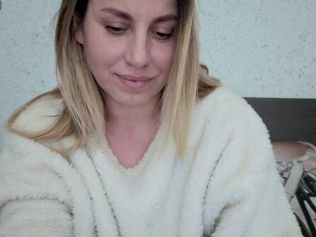 Abby666's BongaCams show and profile