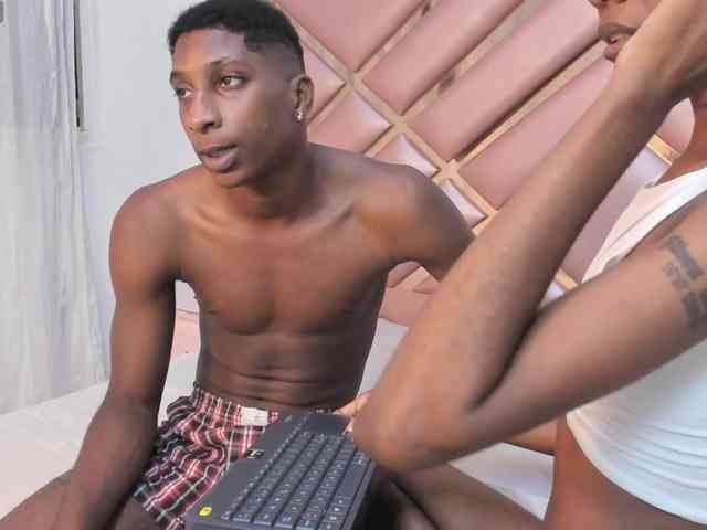 Mia-Towers Mia-Towers