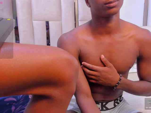 Mia-Towers Mia-Towers