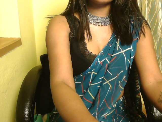 Stripiqueen's BongaCams show and profile