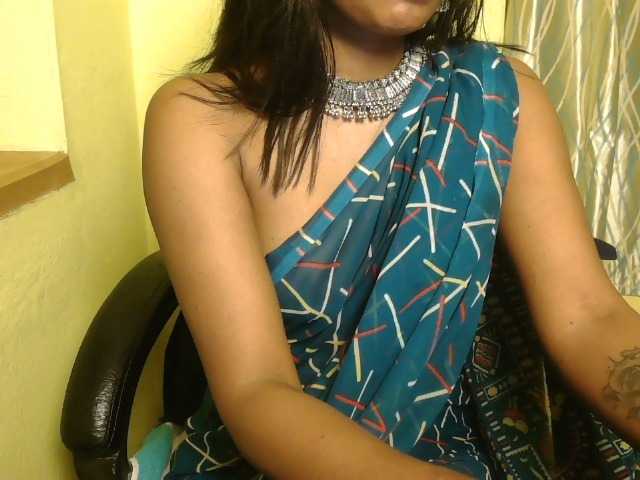 Stripiqueen's BongaCams show and profile