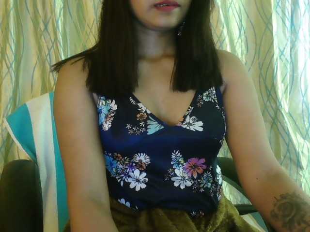 Stripiqueen's BongaCams show and profile