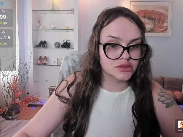 KamillaJei's BongaCams show and profile