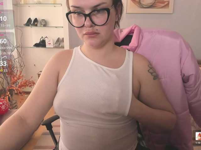 KamillaJei's BongaCams show and profile