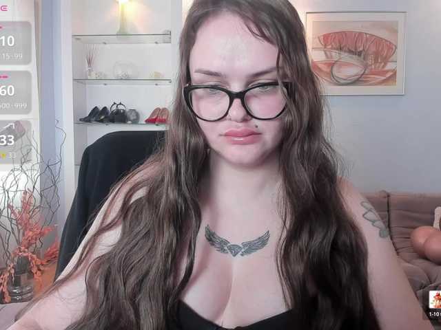 KamillaJei's BongaCams show and profile