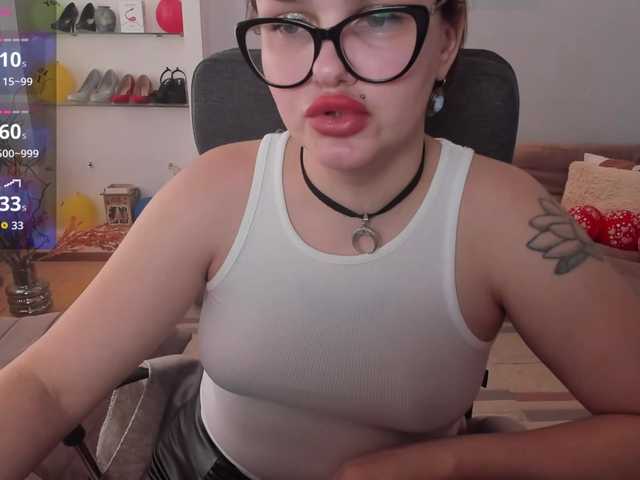 KamillaJei's BongaCams show and profile