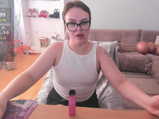 KamillaJei's BongaCams show and profile