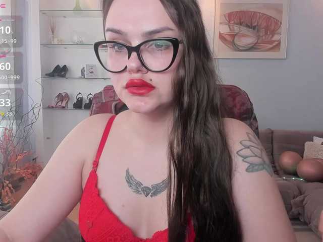 KamillaJei's BongaCams show and profile