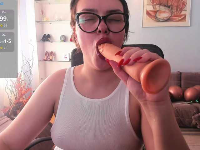 KamillaJei's BongaCams show and profile