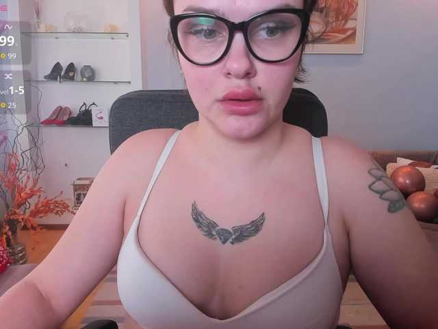 KamillaJei's BongaCams show and profile