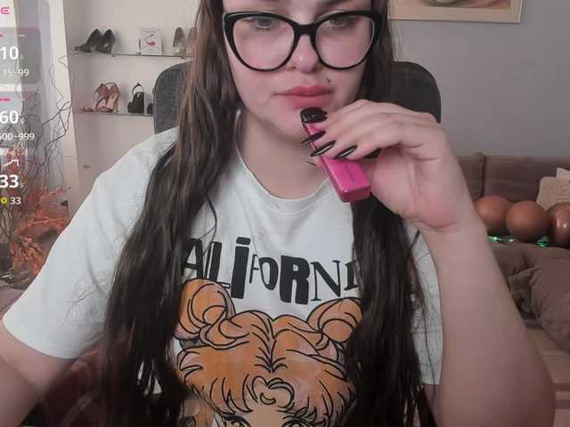 KamillaJei's BongaCams show and profile