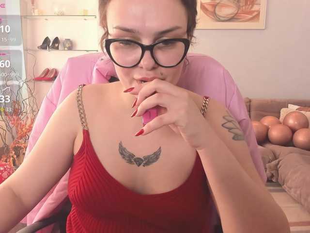 KamillaJei's BongaCams show and profile