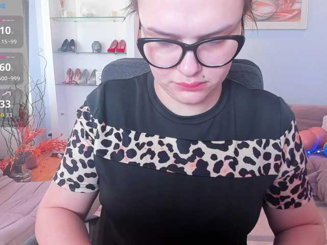 KamillaJei's BongaCams show and profile