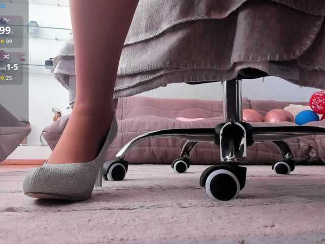 KamillaJei's BongaCams show and profile