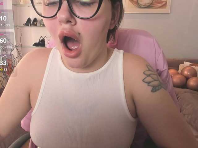 KamillaJei's BongaCams show and profile