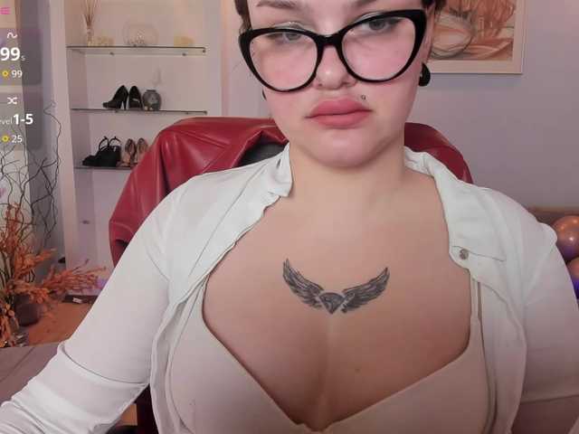 KamillaJei's BongaCams show and profile