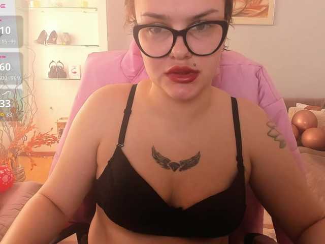 KamillaJei's BongaCams show and profile