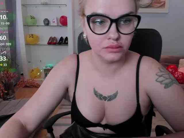 KamillaJei webcam