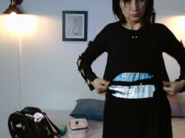 julianaLX's BongaCams show and profile