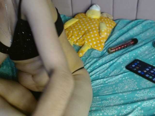 julianaLX's BongaCams show and profile