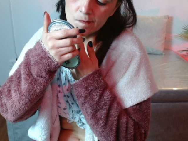 julianaLX's BongaCams show and profile