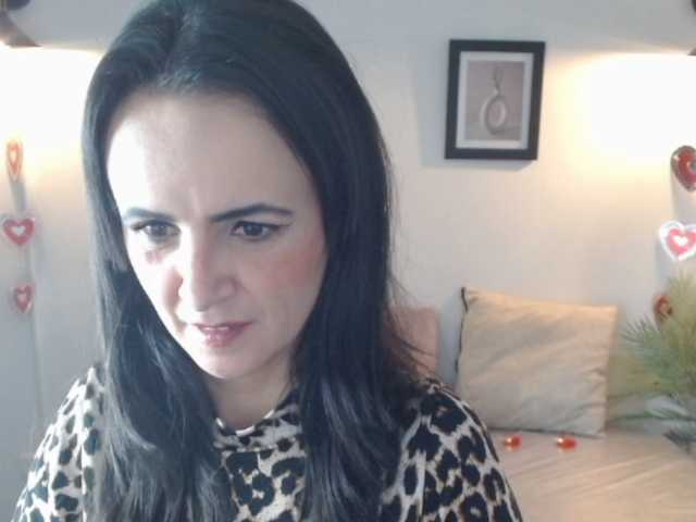 julianaLX's BongaCams show and profile