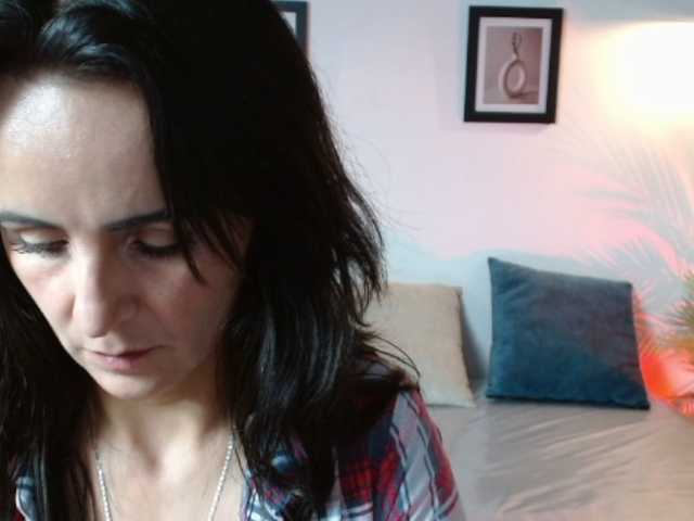 julianaLX's BongaCams show and profile