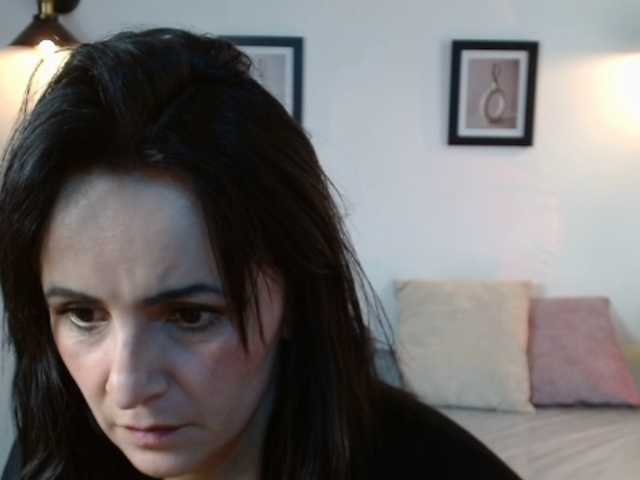 julianaLX's BongaCams show and profile