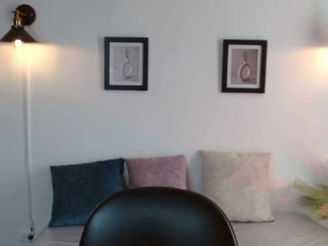 julianaLX's BongaCams show and profile