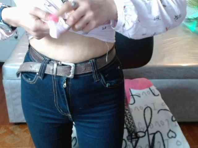 julianaLX Live Webcam on BongaCams