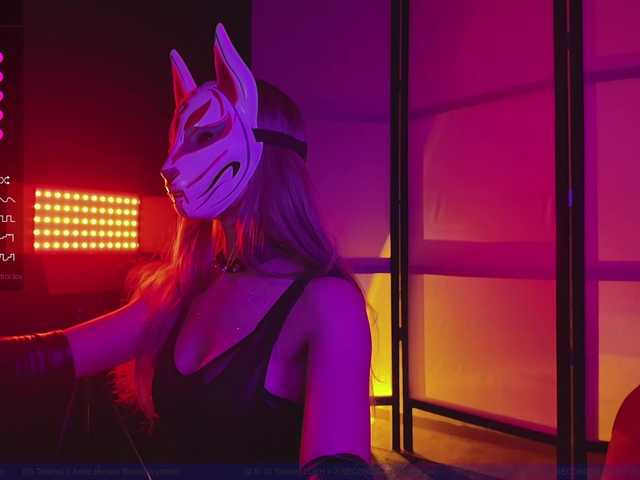 FemEnigma's BongaCams show and profile