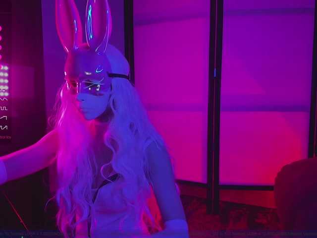 FemEnigma's BongaCams show and profile