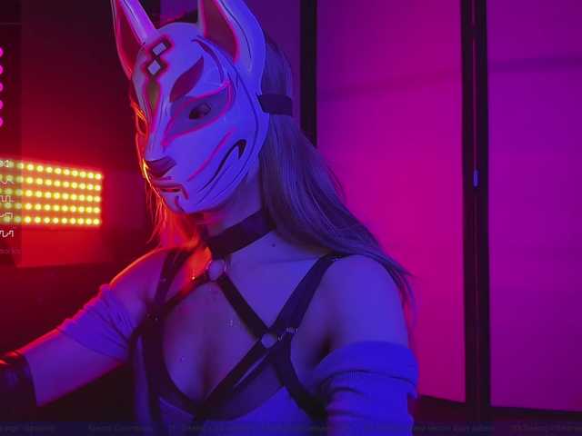 FemEnigma's BongaCams show and profile