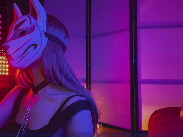 FemEnigma's BongaCams show and profile