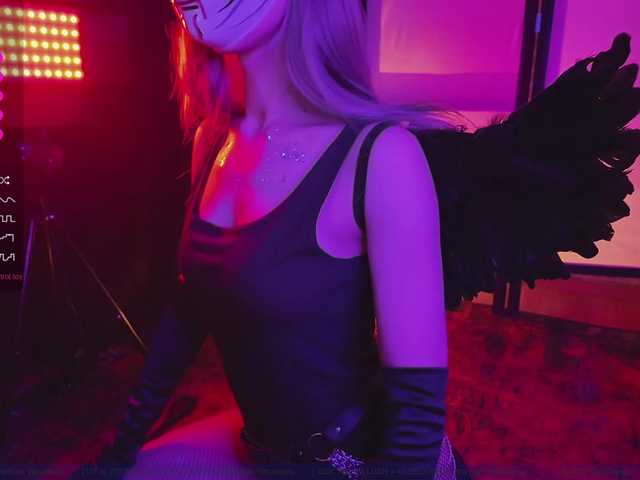 FemEnigma's BongaCams show and profile