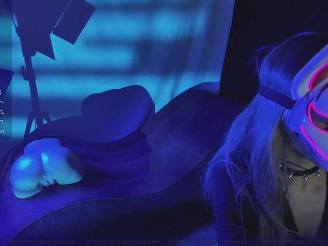 FemEnigma's BongaCams show and profile