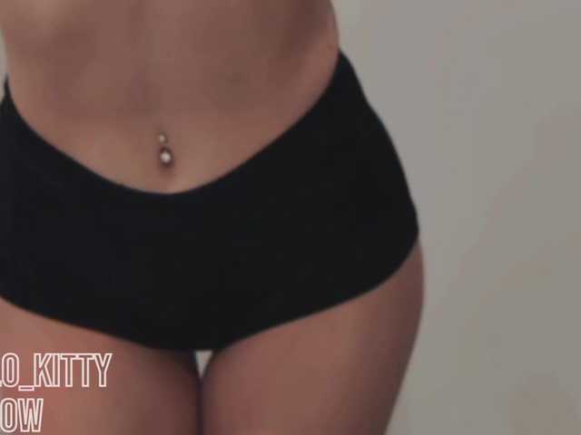 malenkaYA-1 live room