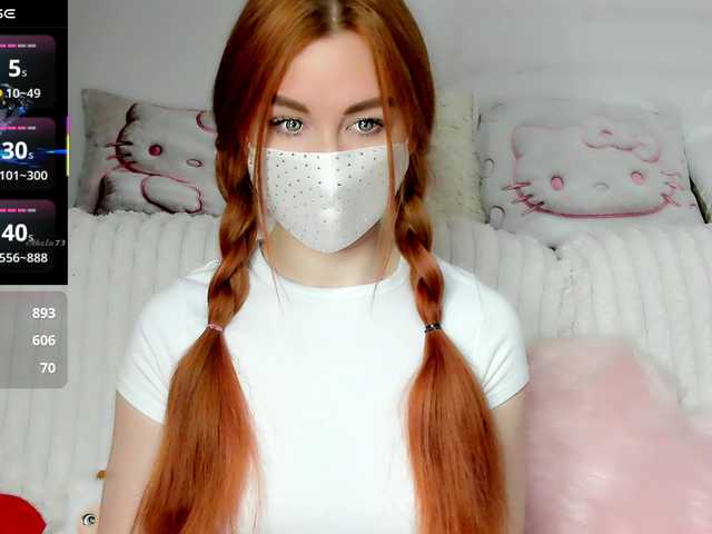 malenkaYA-1 live room